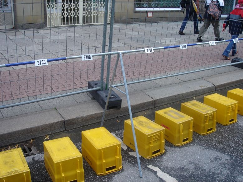 Fahrradständer zu Mobilzäunen